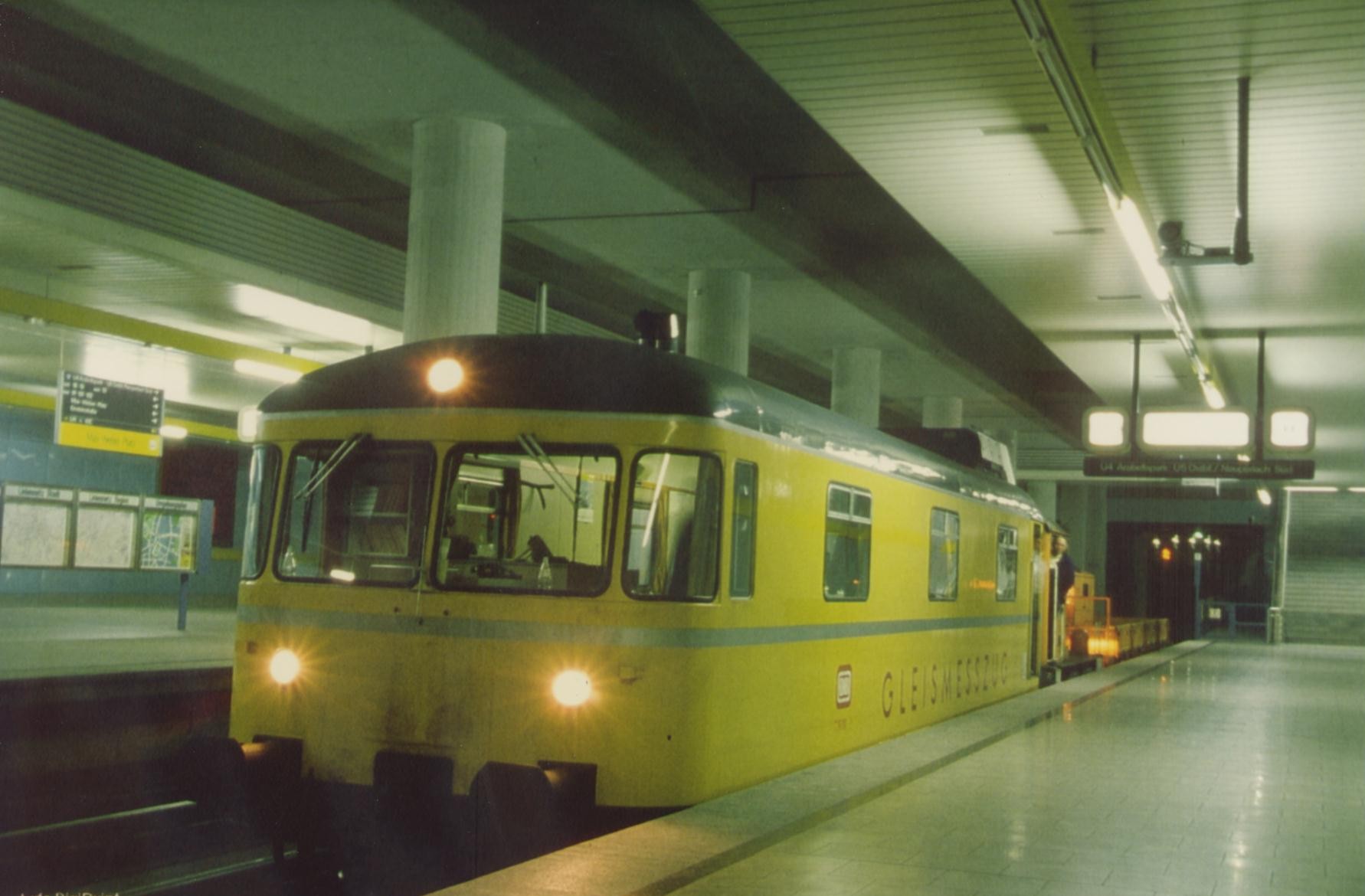 DB 726 001 Gleismesszug